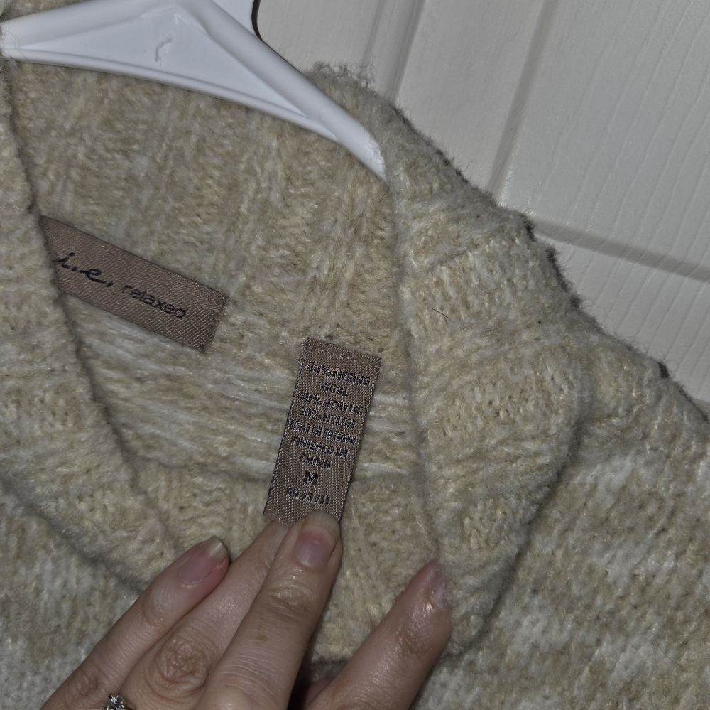 Merino Blend Cozy Cream and Brown Patterned Sweater Womens Size Medium - Picture 4 of 7